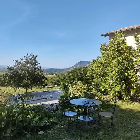Les Deux Sources 3*